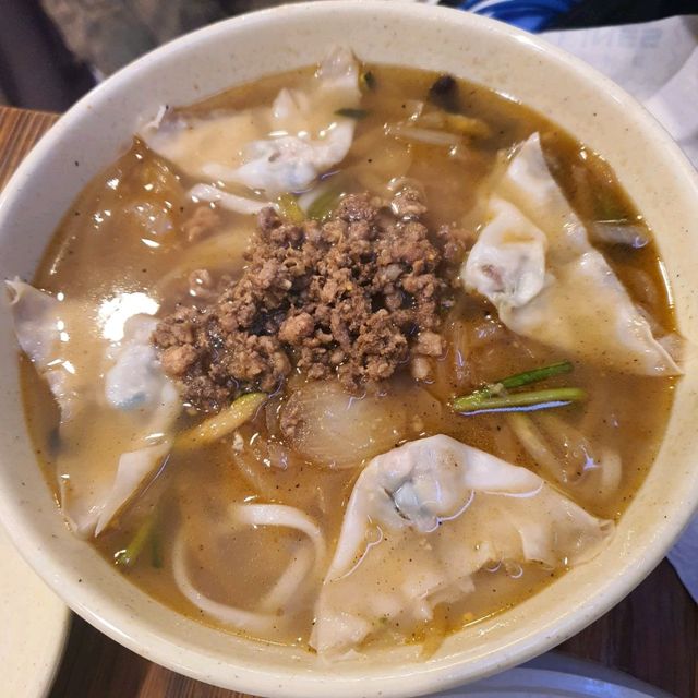 외국인이 더 많이 찾는 명동교자 본점 방문기