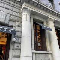 【大阪府】歴史的建造物にある人気スイーツ店へ！