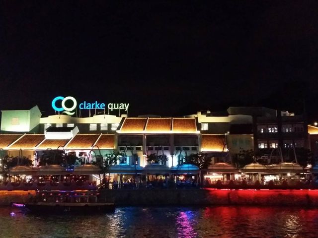 夜訪克拉碼頭