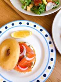 曼谷本地唔牌Cafe donut 店