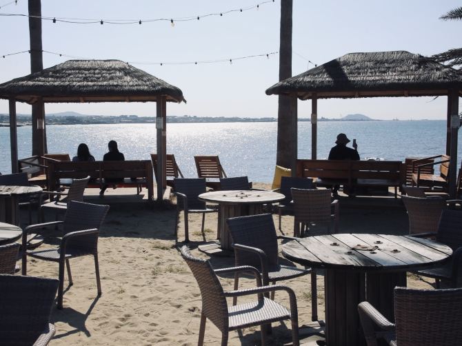 [제주] ⛱제주여행 애월한담해안산책로 카페거리 | 트립닷컴 제주 트래블로그