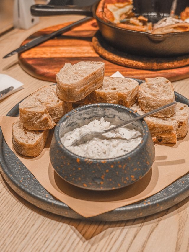 "西貢日系咖啡店，必食Dutch Baby Pancake"