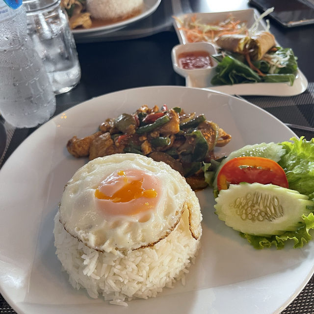 Dz Phuket Restaurant ตรง วงเวียน