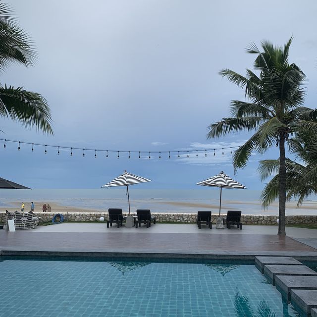 Siam Beach Resort หัวหิน เดิน 10 ก้าวลงชายหาด