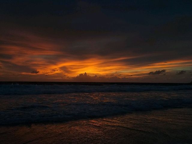 SURIN BEACH : LOCAL SUNSET SPOT