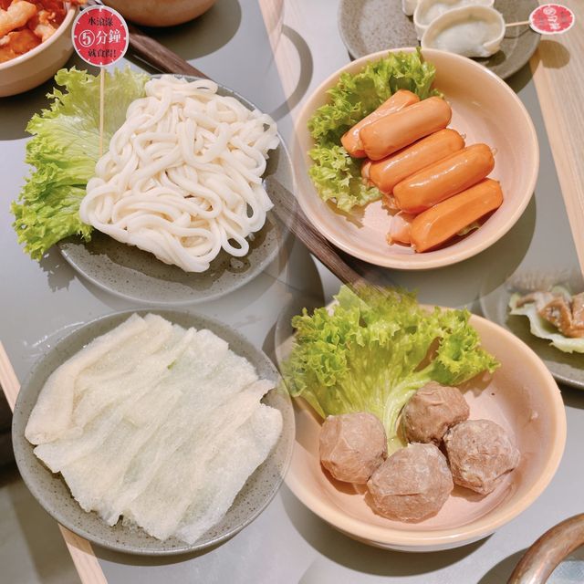 性價比高方叔叔麻辣火鍋😍