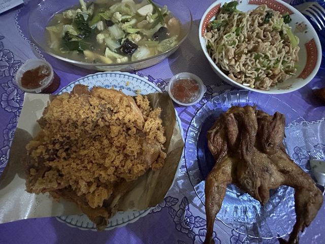 Ayam Goreng Suharti, an Indonesian Legendary Fried Chicken 