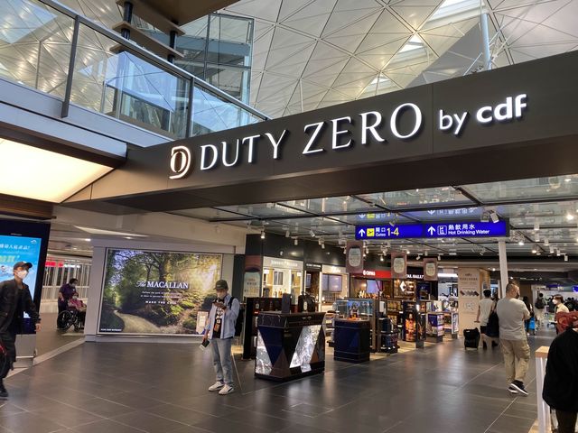 香港國際機場熱鬧盛況