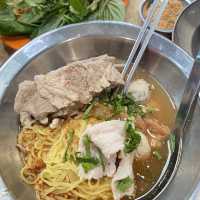 ก๋วยเตี๋ยวต้มยำหมูชากังราว