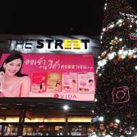 ลานหน้าห้าง The street รัชดา