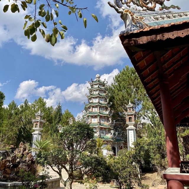 Linh Son Pagoda - Dalat, Vietnam