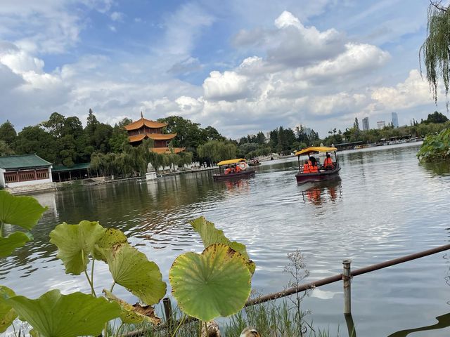 Kunming- Daguan Park 