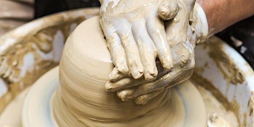 Wheel-throwing Experience Pottery Workshop | MTMT Studios