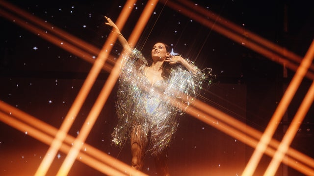 Sophie Ellis Bextor (San Francisco) | August Hall