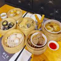 抵食高質復古裝修點心店