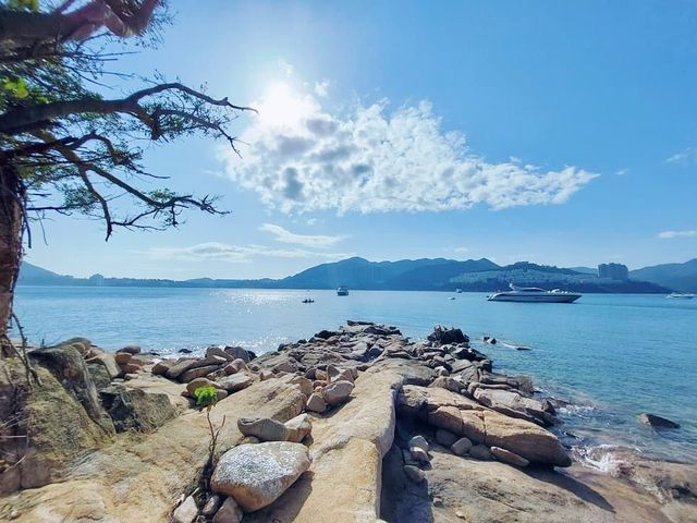 土地灣沙灘