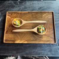 รีวิว Fine Dining ระดับ First Class บนเครื่องบิน