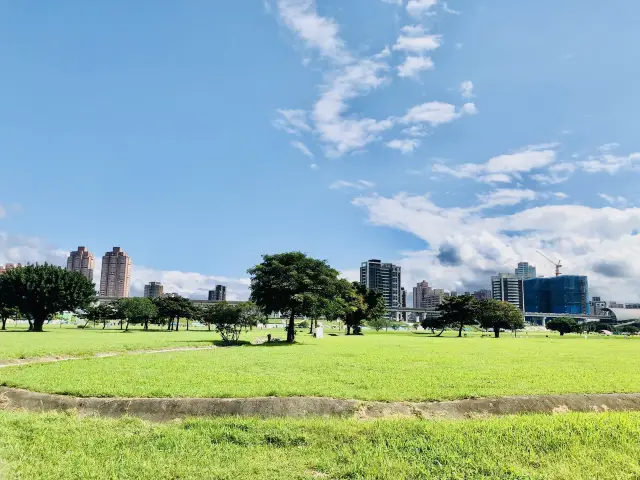 新北超大親子公園🎢⛱️ New Taipei Metropolitan Park 新北大都會公園