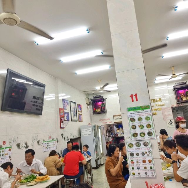 [호찌민3군]퍼호아 피스퇴르 로컬 쌀국수 맛집!!!