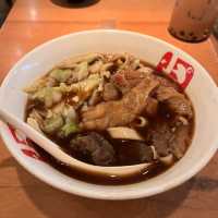 夠晒台灣地道風味既牛肉麵