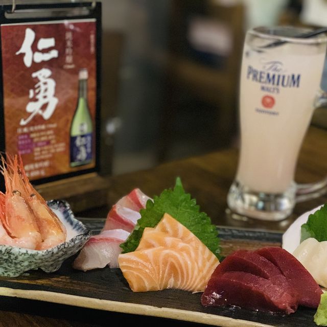刺身、卷物、浜燒日本料理