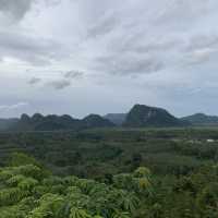 ภูรุ่งแจ้ง…