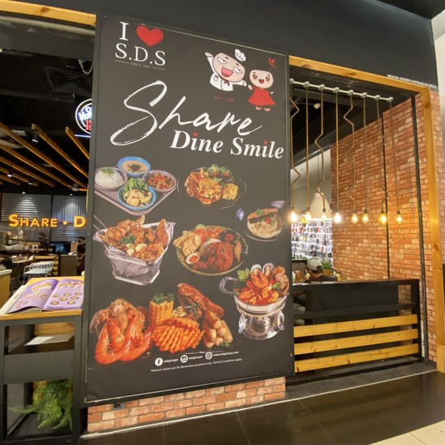S.D.S restaurant, KSL City Mall