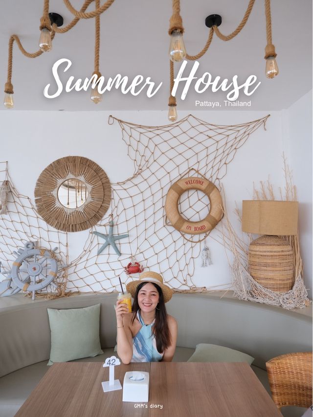 Summer House ค่าเฟ่สุดชิคย่านจอมเทียน