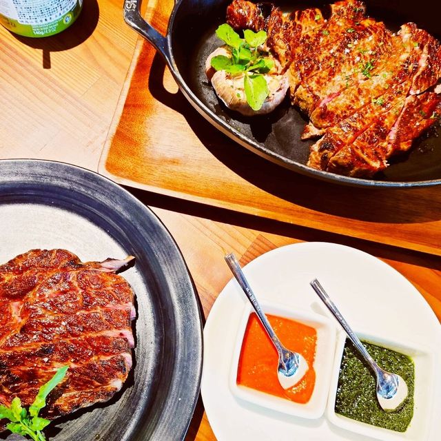 AMBER HILL 教父牛排餐飲

