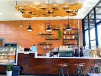 คาเฟ่แนะนำเมืองสุพรรณ Greenlake farm to Cafe’ 