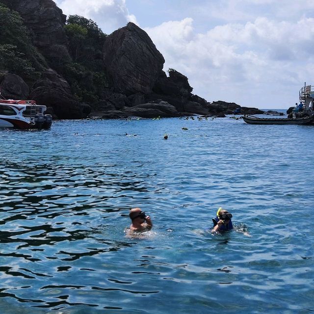 And Buom Island 