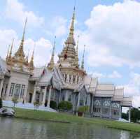 วัดหลวงพ่อโต สีคิ้ว วัดสรพงศ์ วัดสวย นครราชสีมา