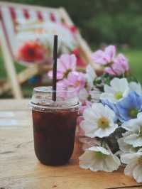 คาเฟ่สไตล์สวน Mulberry Mellow กาญจนบุรี