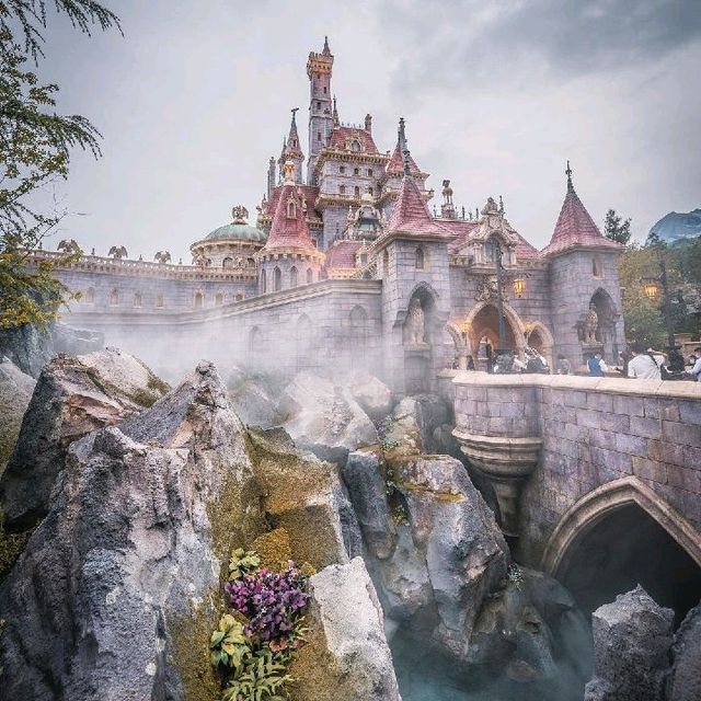 Moments at Tokyo Disneyland, Japan