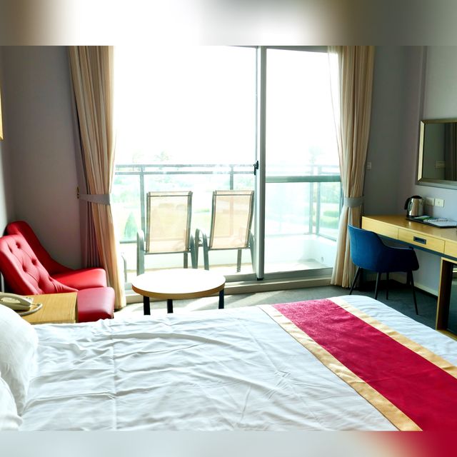 墾丁住宿 椰林海灘文旅 Ye-Lin Villa 無敵海景 過馬路就到船帆石唷!