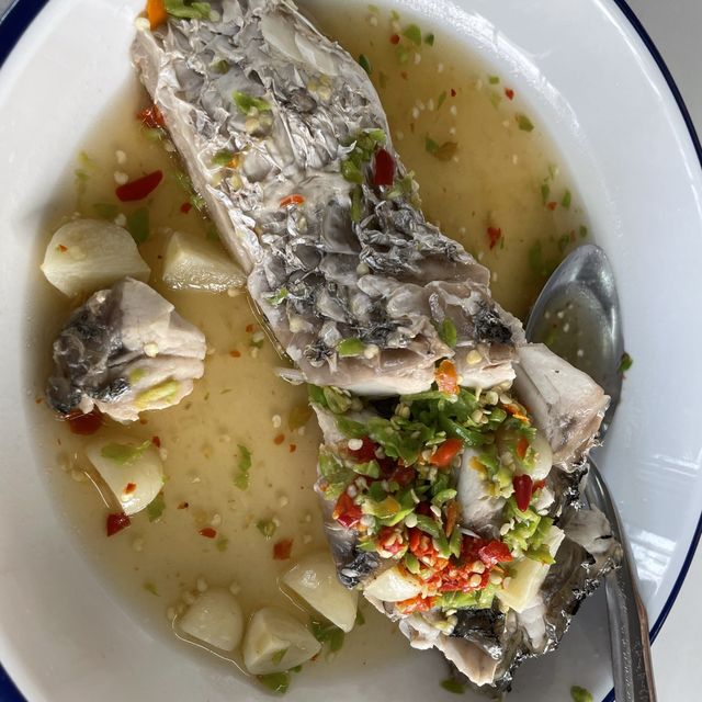 กุ่ยหมง ร้านดังบางปลาม้า สุพรรณบุรี
