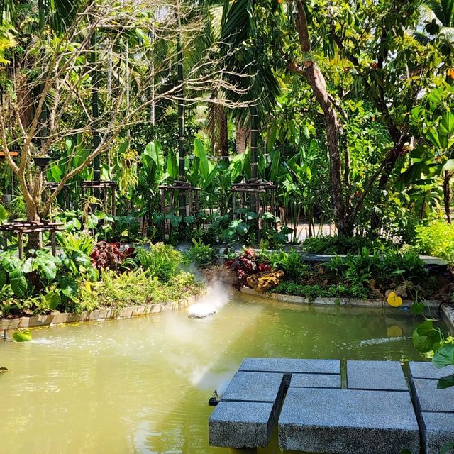 คาเฟ่สวนสวย