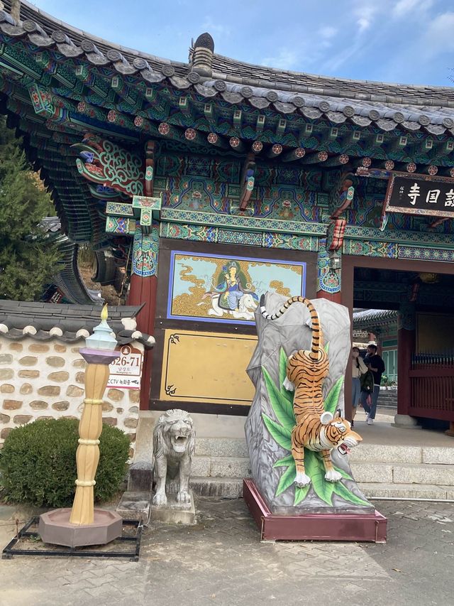 한옥의 미가 느껴지는 진주성
