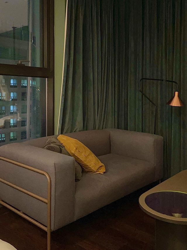 홍대에서 친구들과 모여 파티하기 좋은 호텔 ‘라이즈 오토그래프 컬렉션’🏨