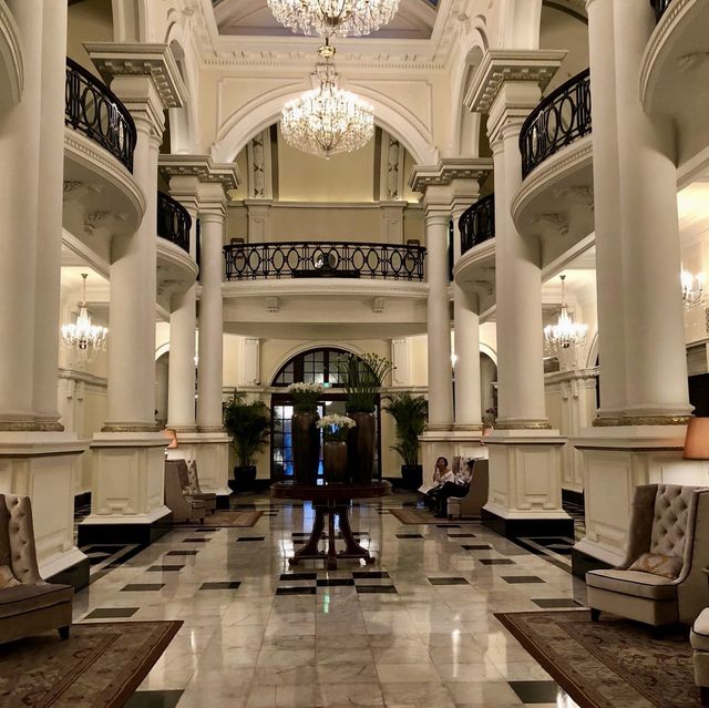 The Long Bar at the Waldorf Astoria - Shangha