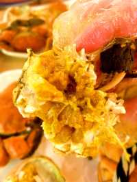 秋風起梗係食大閘蟹啦🦀 食大閘蟹梗係食放題大閘蟹先夠過癮🤩 九龍灣有間餐廳有