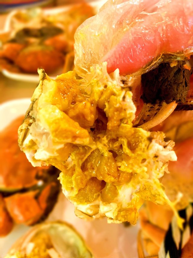 秋風起梗係食大閘蟹啦🦀 食大閘蟹梗係食放題大閘蟹先夠過癮🤩 九龍灣有間餐廳有