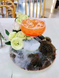 Boonta Café สไตล์ glasshouse เหมือนนั่งอยู่ในสวน