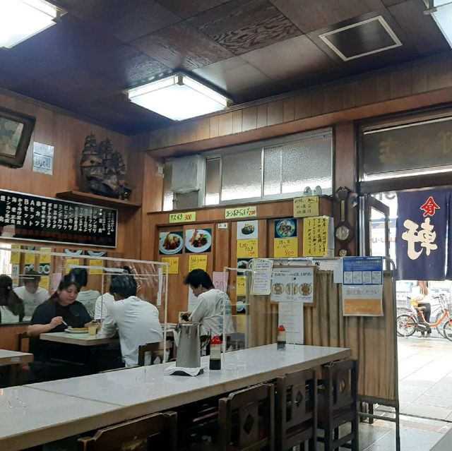 【大阪なんばの名物カレー】