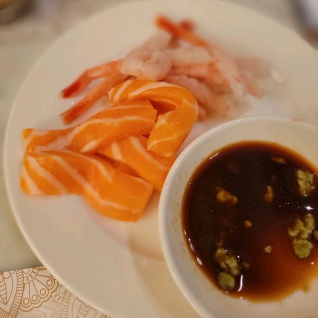 比想像中🤔好👍的早午自助餐😋😋😋