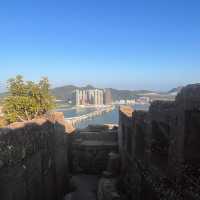 魔鬼山，探軍事古蹟維港靚景，有特色的歷史行山路線