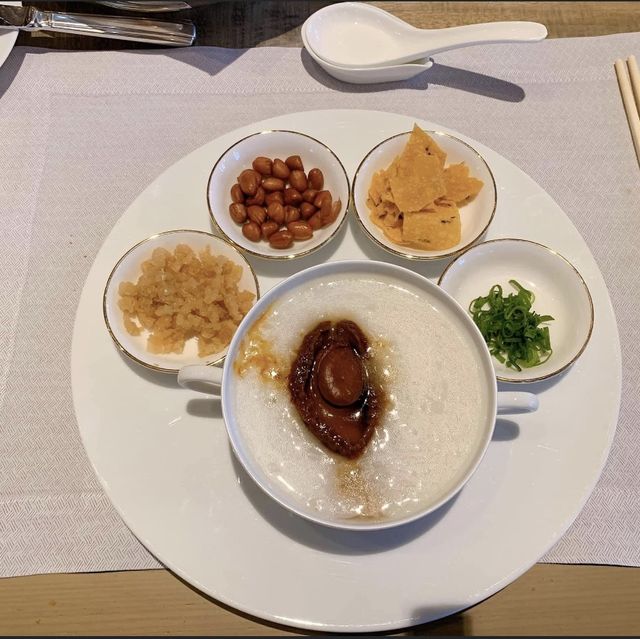 服務至上～ 香港瑞吉酒店