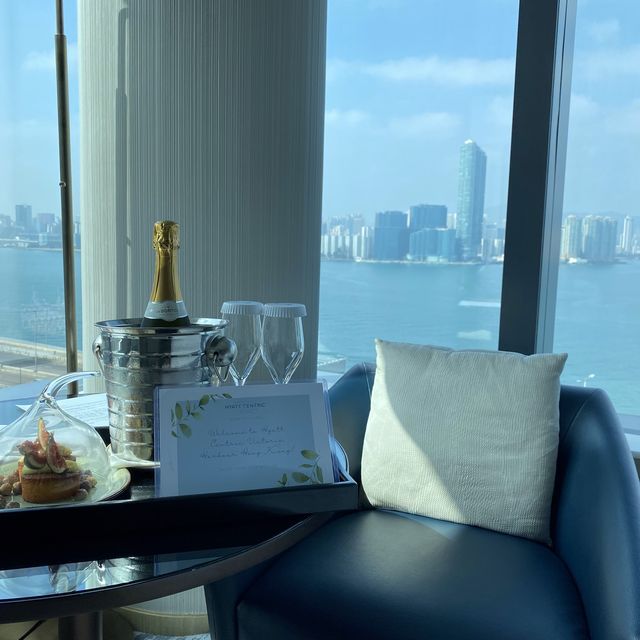 北角香港維港凱悅尚萃酒店推出首個In-Room Buffet