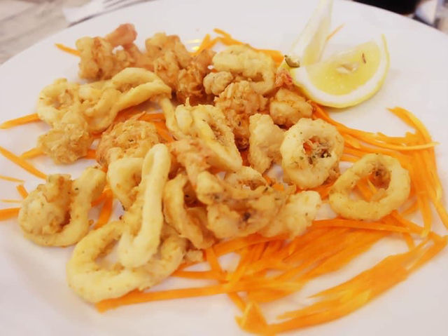 ร้านพิซซ่าอิตาลีแท้ ใจกลางเกาะลันตา