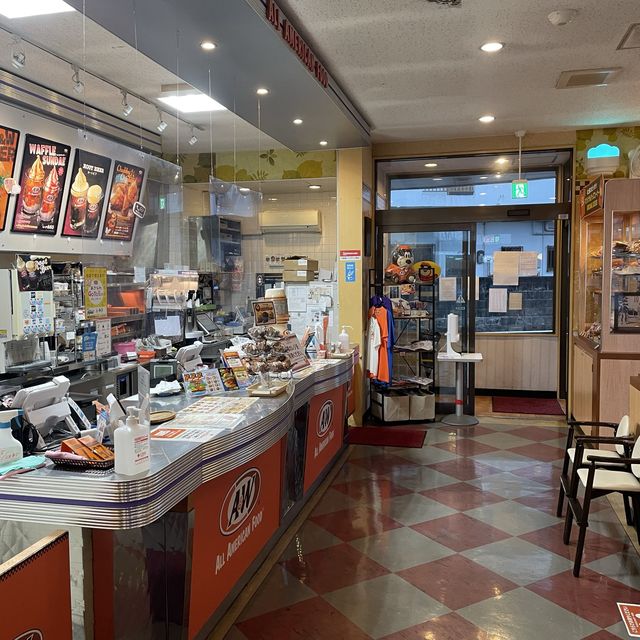 糸満市のエイアンドダブリューへ行ってきました。